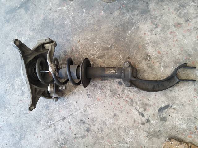 AUDİ A4-A5 ÇIKMA ORJİNAL SOL AMARTİSÖR 2012-2014